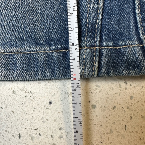 Vintage Guess Distressed Denim Mini Skirt! NWOT - Picture 14 of 14